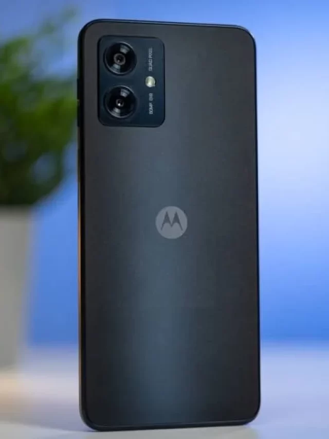 Motorola के इस फोन में मिल रहे है 50 हजार रुपए फोन के फीचर तुरंत जाने इसके बारे में